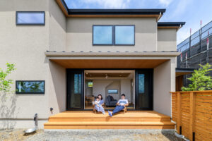 外とつながる開放的な暮らしがしたいと思ったからです。