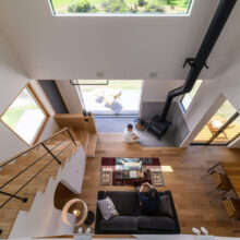 光がある場所に、家族は集まる。